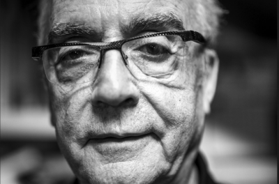 María Jesús Casals Carro: Juan José Millás:La realidad como ficción y la ficción como realidad (o cómo rebelarse contra los amos de lo real y del lenguaje)   Análisis de Juan José Millás, columnista de El País