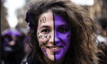 Najat El Hachmi: Mujer