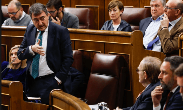 Ana Iris Simón: No es país para viejos