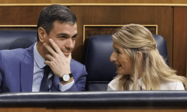 Luis García Montero:  El Sillón