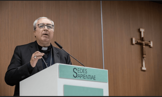 Lucía Foraster Garriga Los obispos reconocen 728 casos de pederastia desde 1945 en la Iglesia católica española