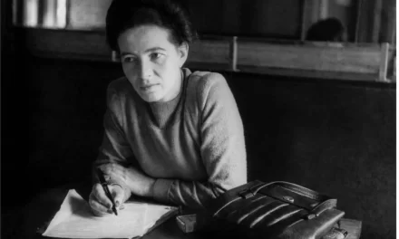Miriam Martínez-Bascuñán: El feminismo que nació con Simone de Beauvoir
