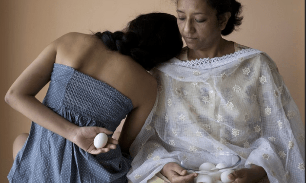 Amalia Iglesias: Fotografías de mujeres que han aprendido a desconfiar de la memoria
