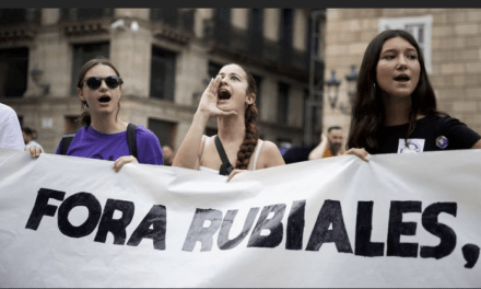 Editorial El País del 2 de septiembre de 2023:  Rubiales debe irse ya