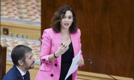 Nuria Labari:  Hijo de puta, la mayéutica del Partido Popular