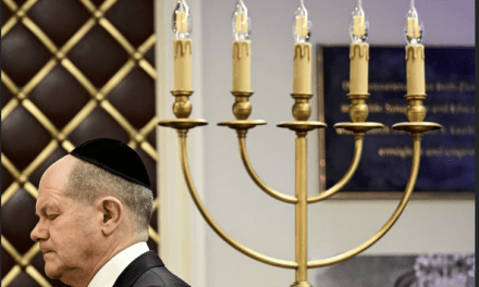 Elena Sevillano: Scholz se declara “avergonzado e indignado” por el aumento del antisemitismo en Alemania