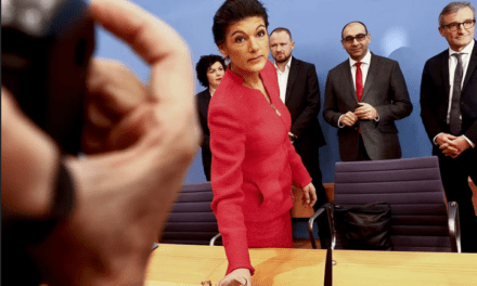 Elena G. Sevillano:  Nace en Alemania el nuevo partido de izquierda populista que pretende robar votos a la ultraderecha
