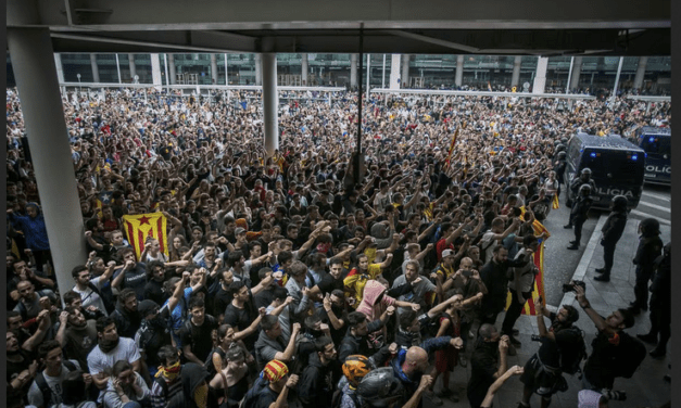Xavier Vidal-Folch:  Los tractoristas serán terroristas
