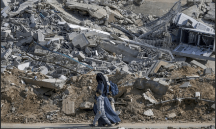 Najat El Hachmi:  El fin del Holocausto