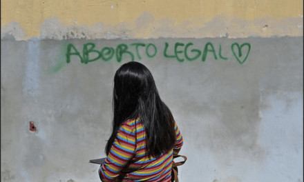 Nuria Labari: Quién prostituye nuestro cuerpo