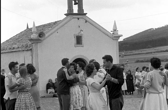 Azahara Palomeque ¡Vivan las verbenas populares!