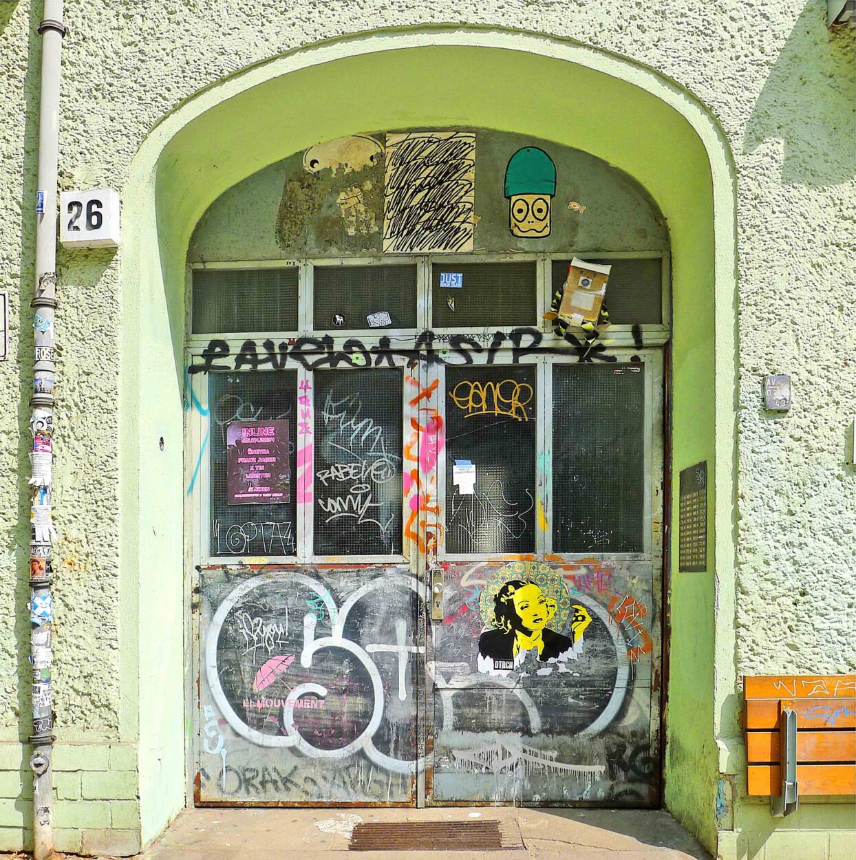 Las Fotos de Hambar:  El otro Berlín (2) – Mayo 2024