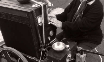 CUÉNTAME CÓMO ERA MADRID: Doña Salvadora. La última organillera