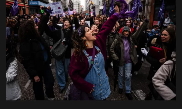 La columna de Caparrós- La palabra mujer