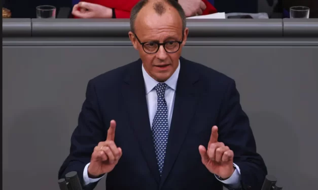 Marc Bassets – Merz busca contra el reloj apoyos para el gasto militar masivo en Alemania