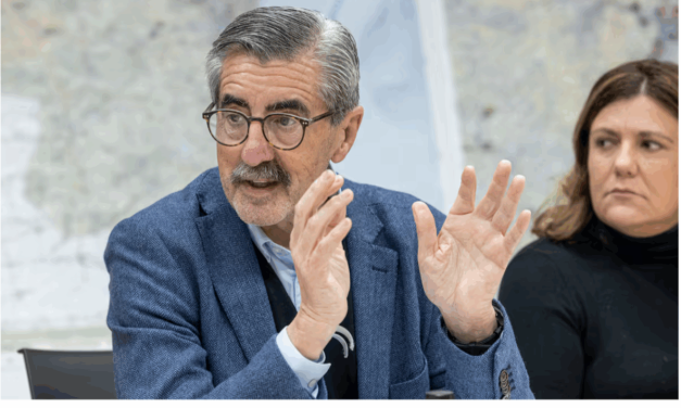 Natalia Junquera|Ferrán Bono – José María Ángel, un título falso y dos empleados bajo sospecha_ anatomía de la investigación sobre el comisionado de la dana