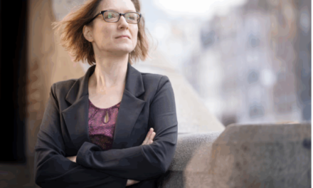 Isabel Ferrer – Lisa Herzog, filósofa:  “Hay que luchar por no estar disponible fuera del horario de trabajo”