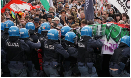 Editorial El País – Más que arte en Venecia