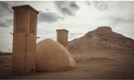 Pedro Torrijos – “Se aliaron con su peor enemigo”: cómo hace 2.400 años los persas fabricaron hielo en mitad del desierto