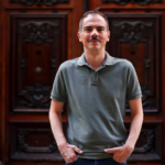 Alberto Conejero, dramaturgo y coguionista de ‘La bola negra’: “¿A quién y por qué molesta tanto la popularización de Lorca?