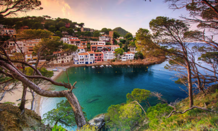 Begur: el pueblo de Girona en el que se para el reloj